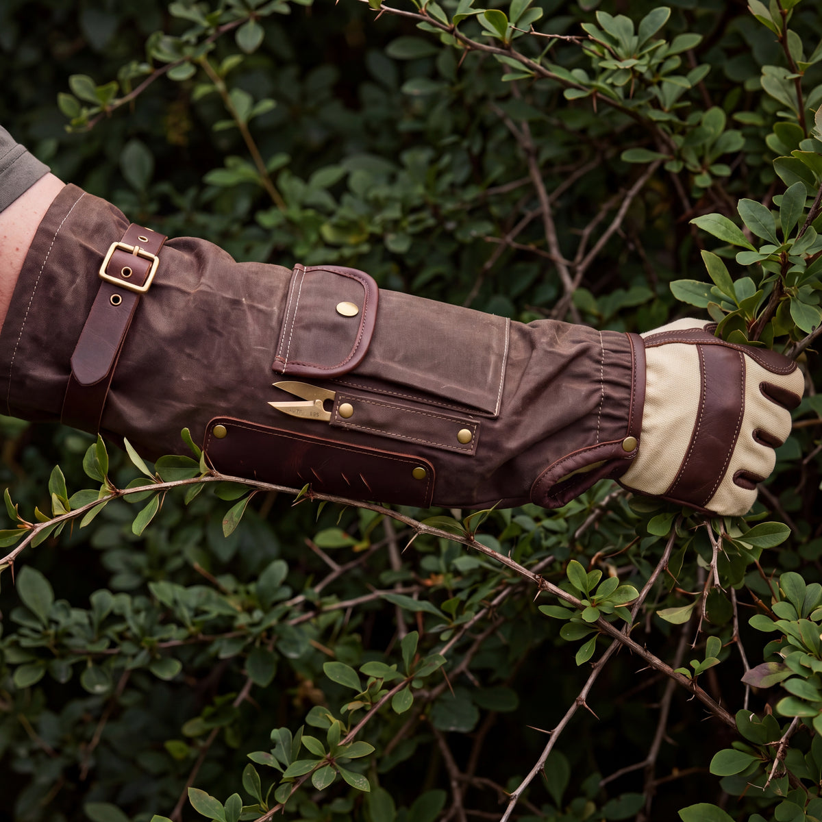 CANVAS Collection | Waxed Canvas Garden Sleeves — Forearm Protection with Tool Pocket & Leather Strap