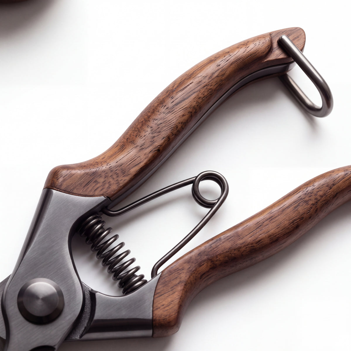 STEEL Collection | Bypass Pruning Shears — Walnut Handle, Hardened Steel Garden Pruners with Safety Lock